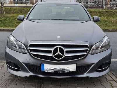 Mercedes E200