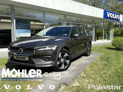 Brugt Volvo V60 CC Plus 197 HK (144 kW) 2023 Grå Stationcar