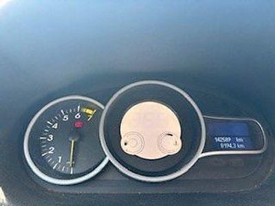 Gebraucht Renault Mégane III 110 PS (80 kW) 2010 Grau Limousine