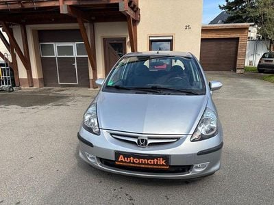 Second-hand Honda Jazz LS 83 CP (61 kW) 2008 Argintiu Hatchback