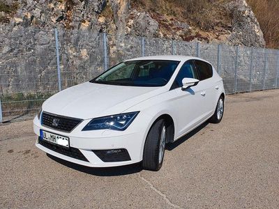Gebraucht Seat Leon XCELLENCE 125 PS (91 kW) 2018 Weiß Limousine