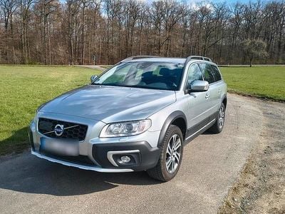Gebraucht Volvo XC70 Standard 181 PS (133 kW) 2016 Silber Kombi
