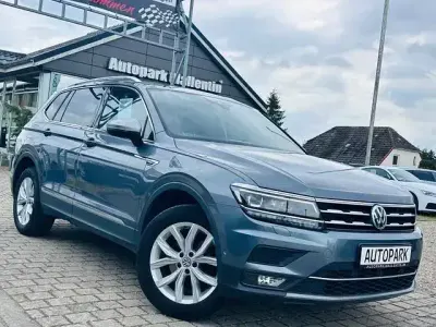 Gebraucht VW Tiguan Allspace Highline 150 PS (110 kW) 2021 Grau SUV
