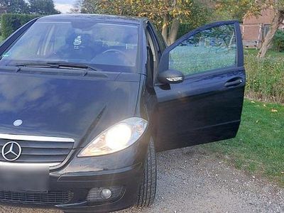 Schwarz Gebraucht 2005 Mercedes A150 Classic Kleinwagen | 2.299 € (Fairer Preis)