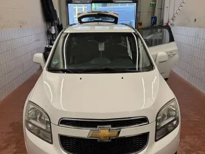 Käytetty Chevrolet Orlando 163 HP (119 kW) 2012 Tila-auto