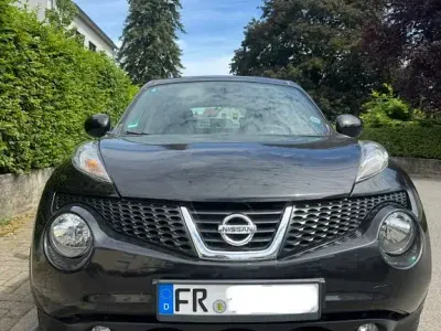 Gebraucht Nissan Juke Acenta 117 PS (86 kW) 2014 Schwarz SUV