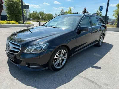 Gebraucht Mercedes E300 Avantgarde 204 PS (150 kW) 2015 Schwarz Limousine