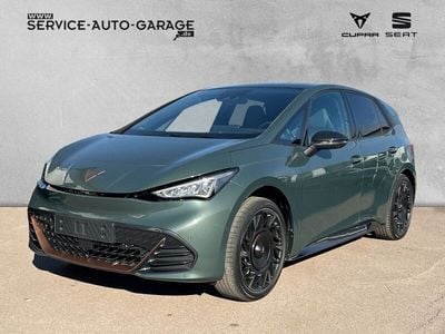 Gruen Gebraucht 2024 Cupra Born VZ3 Kleinwagen | 47.990 € (Fairer Preis)