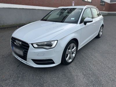 gebraucht Audi A3 Sportback 1.4 TFSI S tronic Ambiente Ambiente