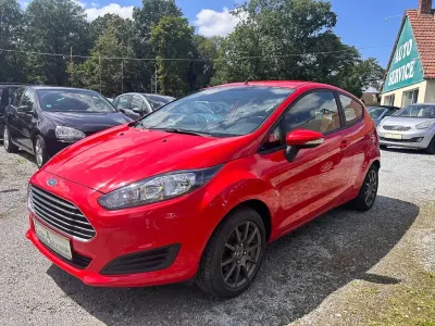 Gebraucht Ford Fiesta 60 PS (44 kW) 2013 Rot Limousine