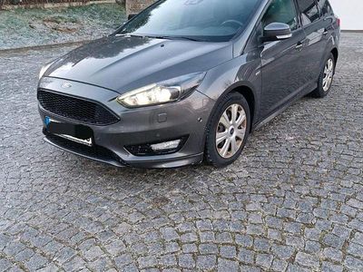 Gebraucht Ford Focus ST-Line 150 PS (110 kW) 2017 Grau Kombi