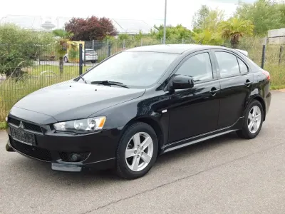 Gebraucht Mitsubishi Lancer Sportback Invite 143 PS (105 kW) 2009 Schwarz Limousine