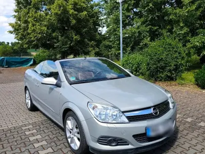 Gebraucht Opel Astra 140 PS (102 kW) 2007 Cabrio
