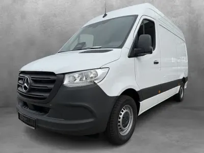 Gebraucht Mercedes Sprinter 170 PS (125 kW) 2026 Arktikweiß Van