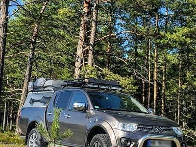 Second-hand Mitsubishi L200 100 CP (73 kW) 2014 Andere farben Pickup