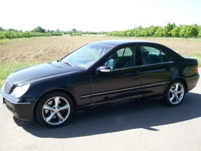 Używany Mercedes C320 Avantgarde 218 KM (160 kW) 2003 Other Sedan/Limuzyna