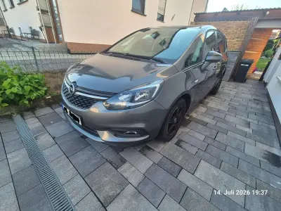 Gebraucht Opel Zafira Tourer Business Innovation 120 PS (88 kW) 2017 Grau Van / Kleinbus