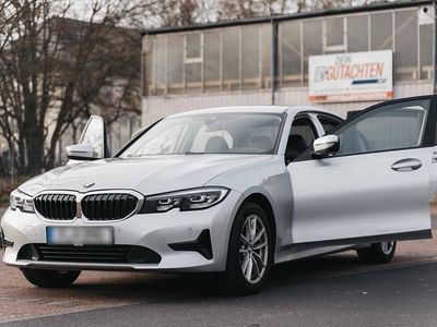 Occasion BMW 320 Advantage 184 ch (135 kW) 2020 Argent Berline