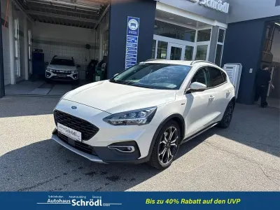 Usata Ford Focus Active 150 CV (110 kW) 2020 Bianco Berlina