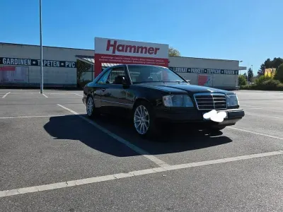 Gebraucht Mercedes 230 132 PS (97 kW) 1990 Schwarz Coupé