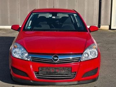 Gebraucht Opel Astra Edition 90 PS (66 kW) 2009 Rot Limousine