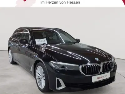 Gebraucht BMW 520 Luxury Line 190 PS (139 kW) 2021 Schwarz Kombi