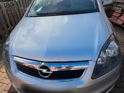 Gebraucht Opel Zafira 120 PS (88 kW) 2006 Silber Van / Kleinbus