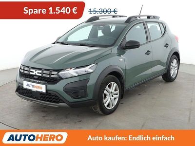 Gebraucht Dacia Sandero Essentiel 91 PS (66 kW) 2023 Grün Kleinwagen