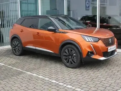 Second-hand Peugeot e-2008 GT 100 kW (136 CP) 2022 Portocaliu SUV