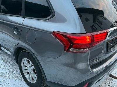 Grau Gebraucht 2019 Mitsubishi Outlander SUV | 14.900 € (Superpreis)
