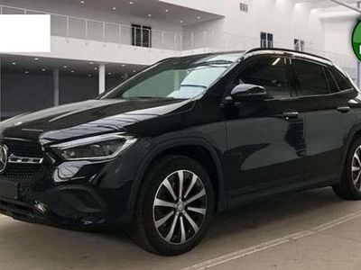 Gebraucht Mercedes GLA250 Night 224 PS (164 kW) 2021 Kosmosschwarz (metallic) SUV
