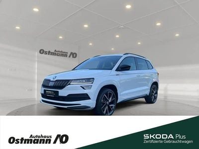 Weiß Gebraucht 2022 Skoda Karoq SportLine SUV | 28.790 € (Fairer Preis)