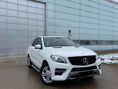 Weiß Gebraucht 2014 Mercedes ML250 AMG SUV | 18.700 € (Guter Preis)