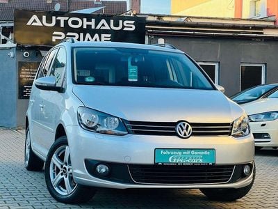 Gebraucht VW Touran Comfortline 105 PS (77 kW) 2015 Silber Van / Kleinbus