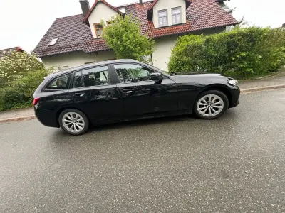 Gebraucht BMW 318 Advantage 150 PS (110 kW) 2020 Schwarz Kombi