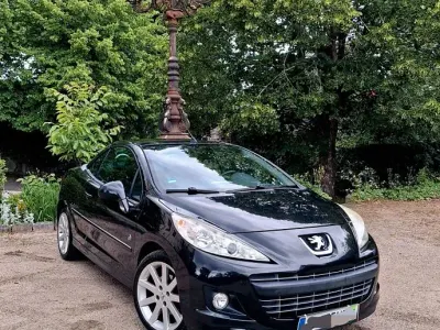 Gebraucht Peugeot 207 CC Roland Garros 120 PS (88 kW) 2010 Schwarz Cabrio