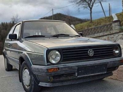 Usata VW Golf II 54 CV (39 kW) 1990 Argento Utilitaria