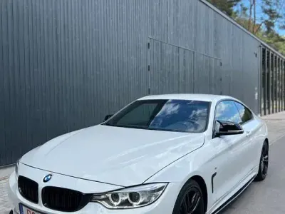 Gebraucht BMW 420 Sport Line 190 PS (139 kW) 2016 Weiß Coupé