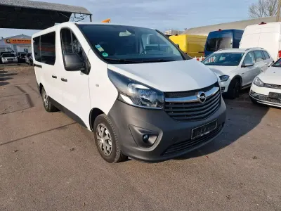Gebraucht Opel Vivaro 95 PS (69 kW) 2016 Weiß Van / Kleinbus