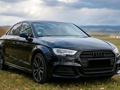 Gebraucht Audi A3 116 PS (85 kW) 2018 Schwarz Limousine