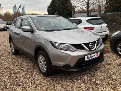 Gebraucht Nissan Qashqai 116 PS (85 kW) 2017 Grau SUV