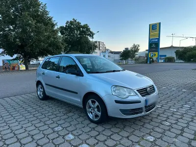Gebraucht VW Polo 80 PS (58 kW) 2006 Silber Kleinwagen