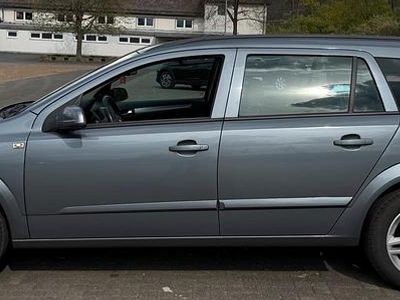 Usata Opel Astra 120 CV (88 kW) 2008 Blu Station wagon