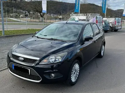 Gebraucht Ford Focus Ghia 116 PS (85 kW) 2008 Schwarz Limousine
