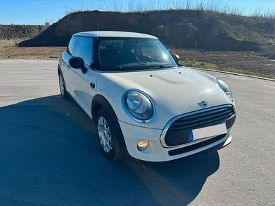Usata Mini ONE 102 CV (75 kW) 2016 Beige Utilitaria