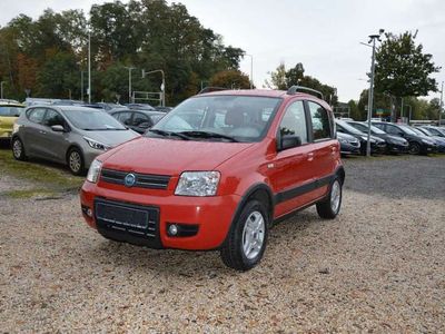 gebraucht Fiat Panda 1.2 8V Climbing 4X4*Klimaaut.*AHK*LMF*2.H.