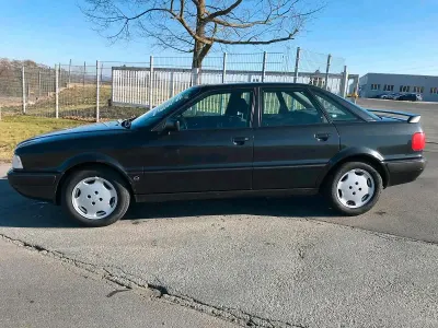 Gebraucht Audi 80 90 PS (66 kW) 1991 Schwarz Limousine