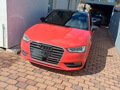Gebraucht Audi A3 S-Line 184 PS (135 kW) 2015 Rot Limousine