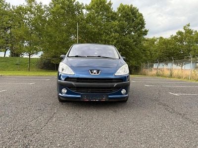 Peugeot 1007
