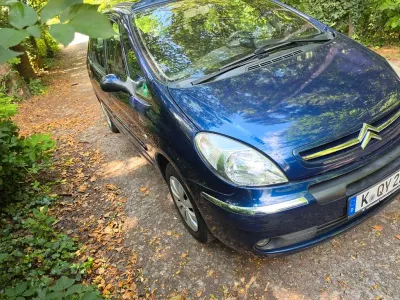 Gebraucht Citroën Xsara Picasso 109 PS (80 kW) 2004 Blau Van / Kleinbus